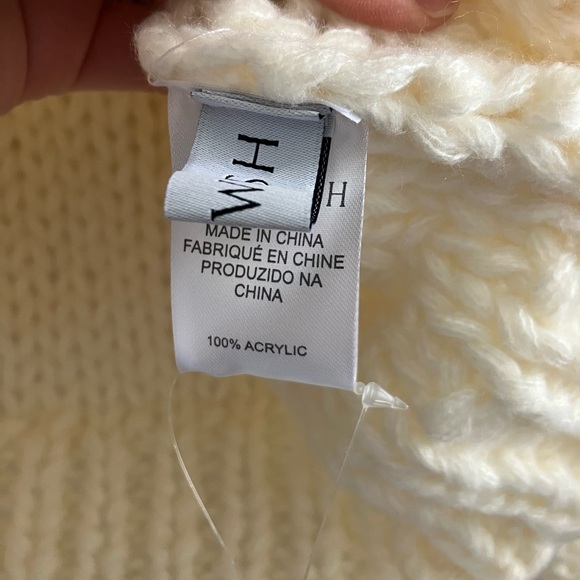 NWT Chicwish Chunky Heart Sweater - Picture 4 of 4